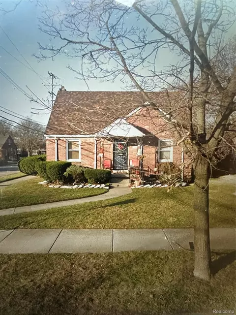 18401 Ashton Ave, Detroit, MI 48219