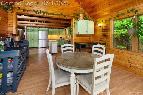 7335 Richardson Rd, Howell, MI 48843 photo 20