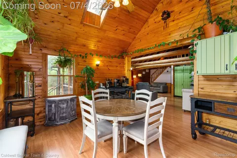 7335 Richardson Rd, Howell, MI 48843 photo 21
