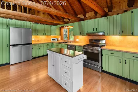 7335 Richardson Rd, Howell, MI 48843 photo 15