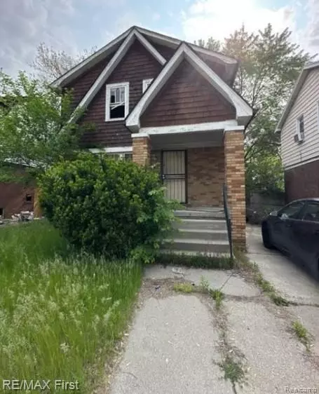 15384 Lesure St, Detroit, MI 48227