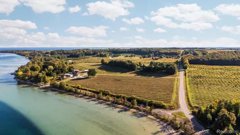 Parcel 2 Cherry Beach Court, Suttons Bay, MI 49682