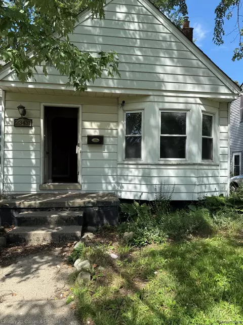 23431 Forest St, Oak Park, MI 48237
