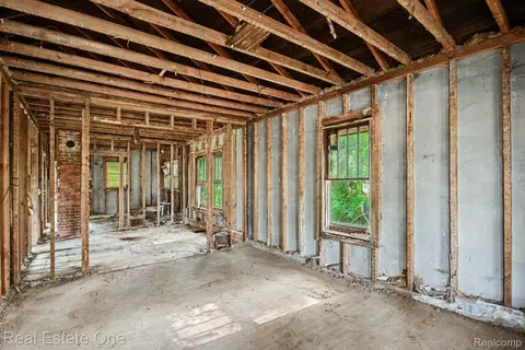 Other - 5 3rd St, Yale, MI 48097 photo 2 of 9