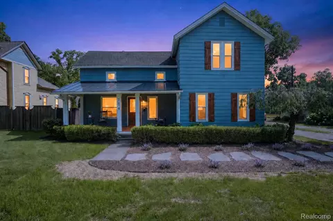 714 Atlantic St, Milford, MI 48381