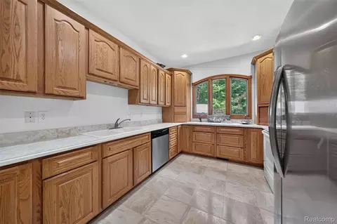 Kitchen - 1621 Preservation Ln, St. Clair, MI 48079 photo 2 of 2