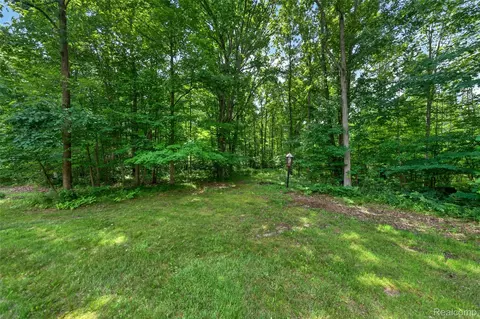 Exterior - 1621 Preservation Ln, St. Clair, MI 48079 photo 23 of 29
