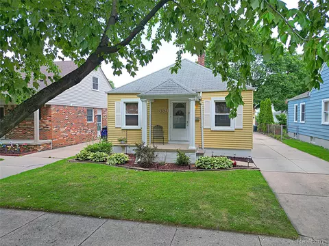 3321 Campbell St, Dearborn, MI 48124