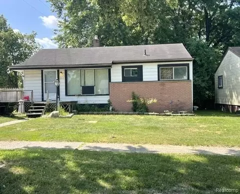 31415 Glen St, Westland, MI 48186