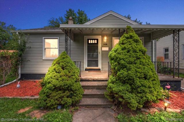 2636 Mcdowell St, Ferndale, MI 48220