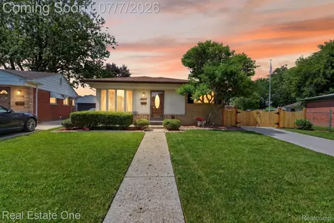 24749 Munson St, Taylor, MI 48180 photo 1