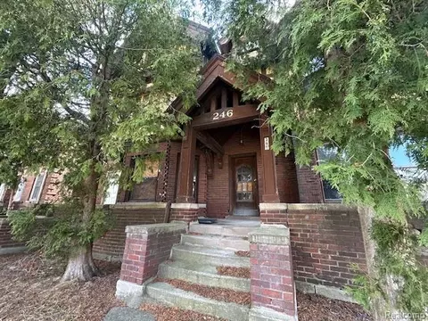 250 Eliot St, Detroit, MI 48201