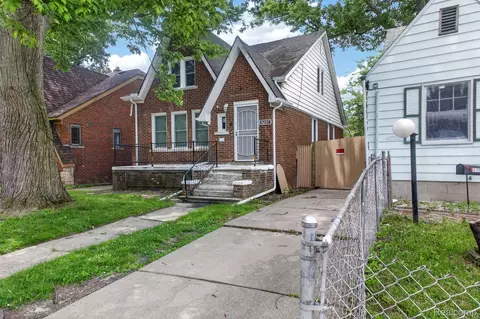 9297 Mckinney St, Detroit, MI 48224