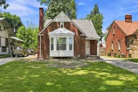 50 Eason St, Highland Park, MI 48203