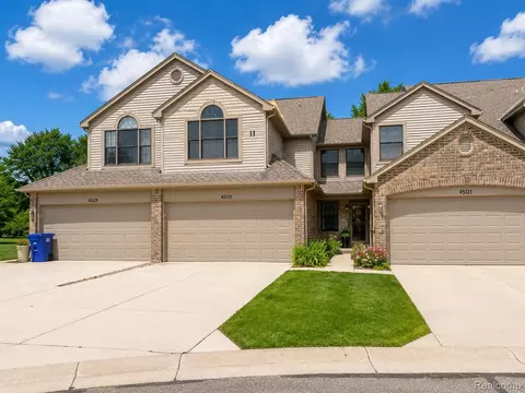 45125 Horseshoe Cir #52, Canton, MI 48187