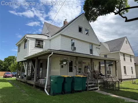 305 E Main St, Durand, MI 48429 photo 4