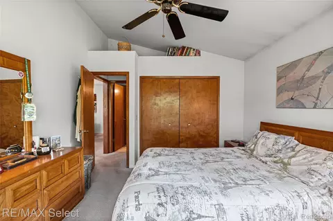 Bedroom - 6605 Flushing Rd, Mount Morris, MI 48433 photo 3 of 4