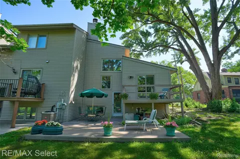 Exterior - 6605 Flushing Rd, Mount Morris, MI 48433 photo 4 of 6