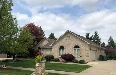 48428 Estera Dr, Shelby Township, MI 48315