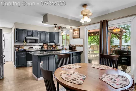 Kitchen - 6514 Luanne Dr, Mount Morris, MI 48433 photo 4 of 4