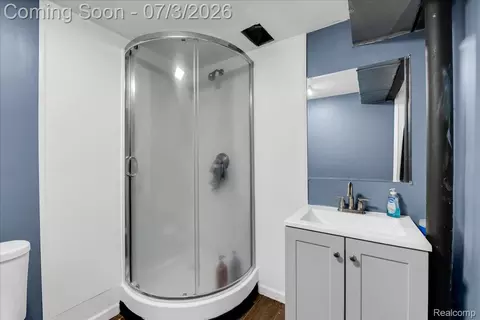 Bath - 6514 Luanne Dr, Mount Morris, MI 48433 photo 4 of 4