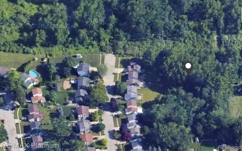 5660 Daytona St, Ypsilanti, MI 48197