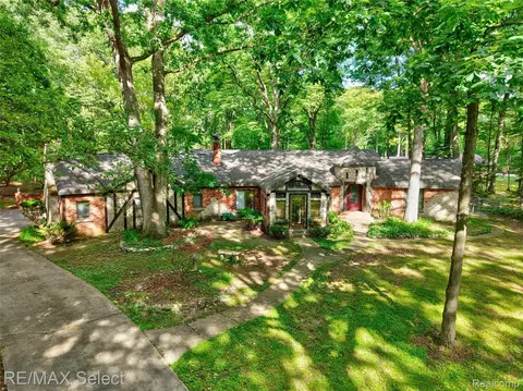 3471 S Towerline Rd, Bridgeport, MI 48722