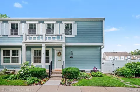 41715 Onaway Dr, Northville, MI 48167