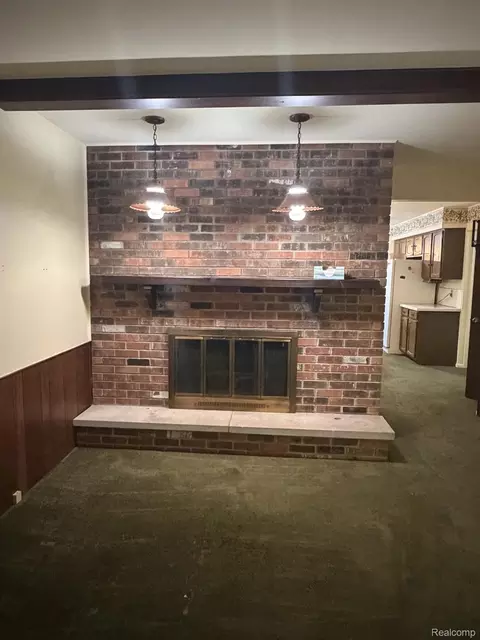 Living - 2249 Belle Meade Dr, Davison, MI 48423 photo 1 of 3