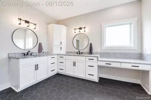 Bath - 10645 Mark Dr, Dexter, MI 48130 photo 4 of 5