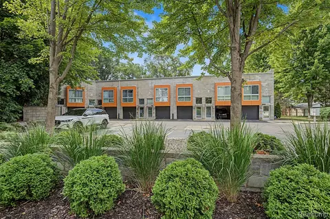 432 E Parent Ave, Royal Oak, MI 48067
