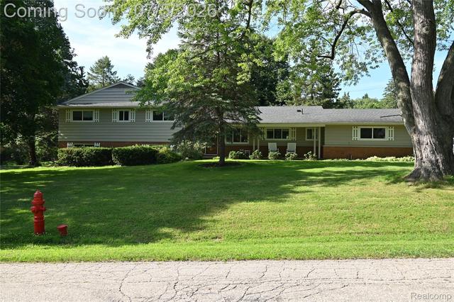 917 S Reading Rd S, Bloomfield Hills, MI 48304