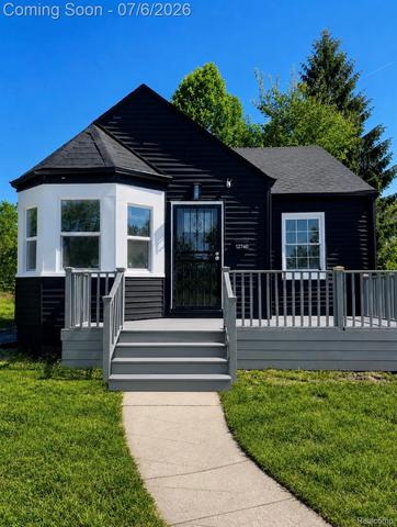 12740 August St, Detroit, MI 48205