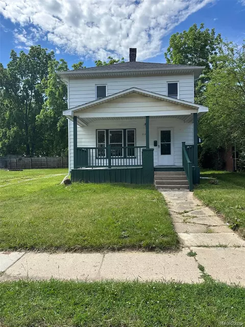 826 E Mount Morris St, Mount Morris, MI 48458 photo 3