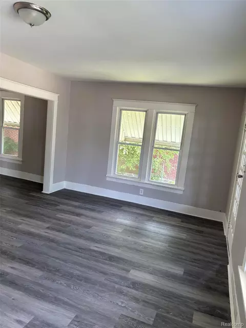 826 E Mount Morris St, Mount Morris, MI 48458 photo 23