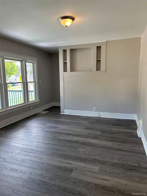 826 E Mount Morris St, Mount Morris, MI 48458 photo 20