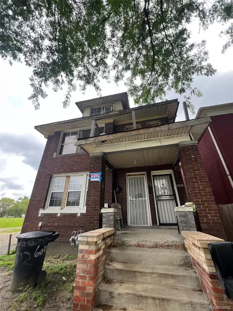 6044 Vancourt St, Detroit, MI 48210