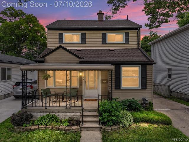 27120 Lenox Ave, Madison Heights, MI 48071