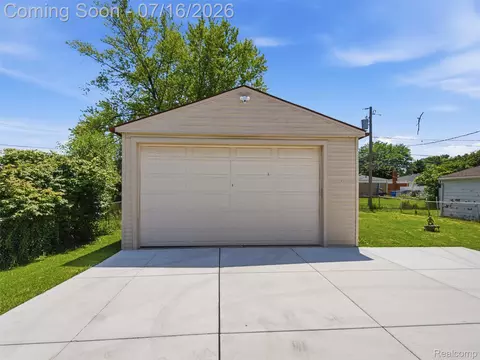 Exterior - 3218 E 14 Mile Rd, Warren, MI 48092 photo 4 of 4