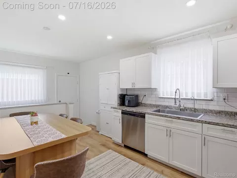 Kitchen - 3218 E 14 Mile Rd, Warren, MI 48092 photo 4 of 4