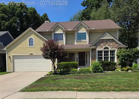 3720 Eaton Gate Ln, Auburn Hills, MI 48326