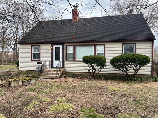 1275 University Ave, Adrian, MI 49221