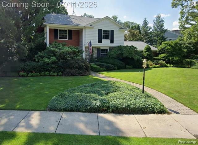 3033 Chewton Cross, Bloomfield Hills, MI 48301