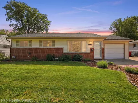 36346 Winterset Dr, Clinton Township, MI 48035