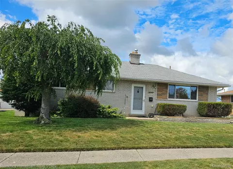34032 Blackfoot St, Westland, MI 48185