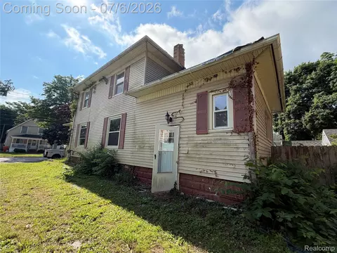 Other - 808 Division St, Owosso, MI 48867 photo 1 of 9