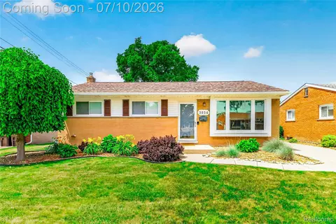 3034 Concord St, Trenton, MI 48183