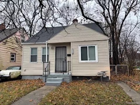19765 Archdale St, Detroit, MI 48235