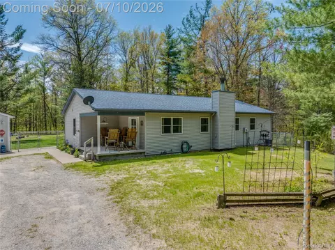 1829 W Scribner Rd, Klacking, MI 48661