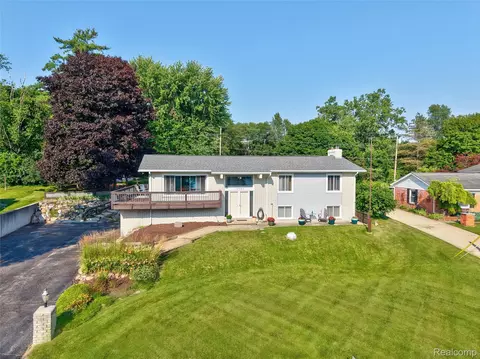 10504 Tamryn Blvd, Rose, MI 48442